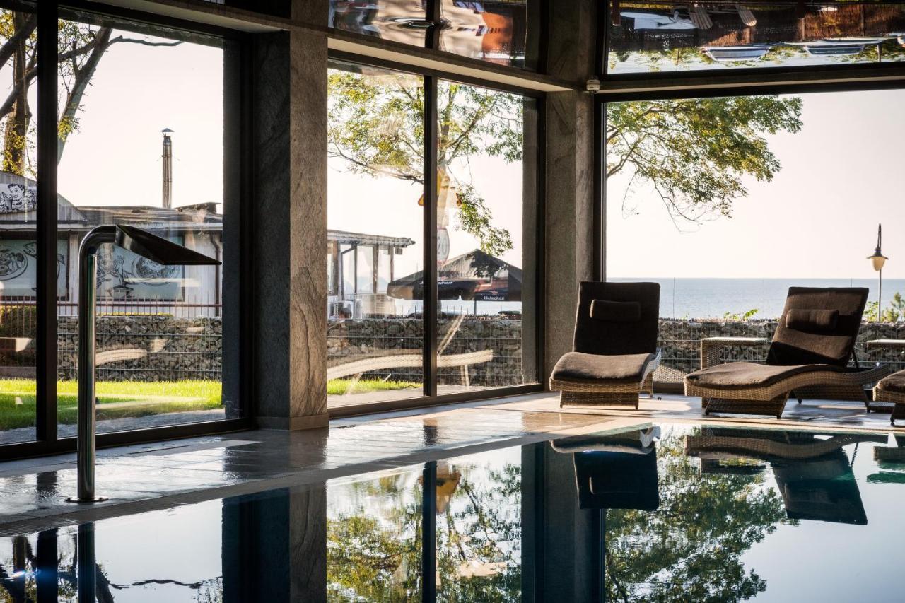 Max Health Resort Spa Ustronie Morskie Exteriör bild