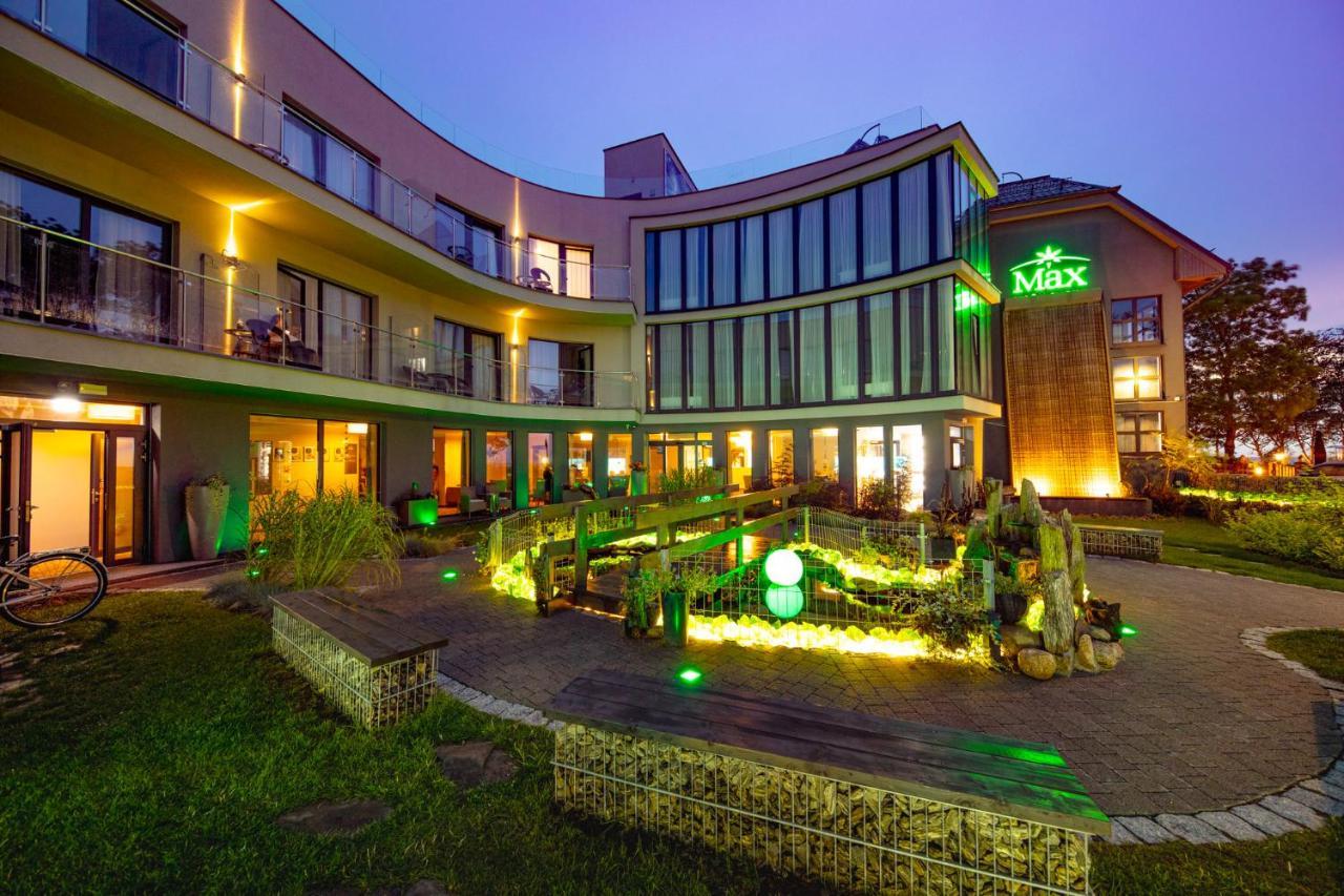Max Health Resort Spa Ustronie Morskie Exteriör bild